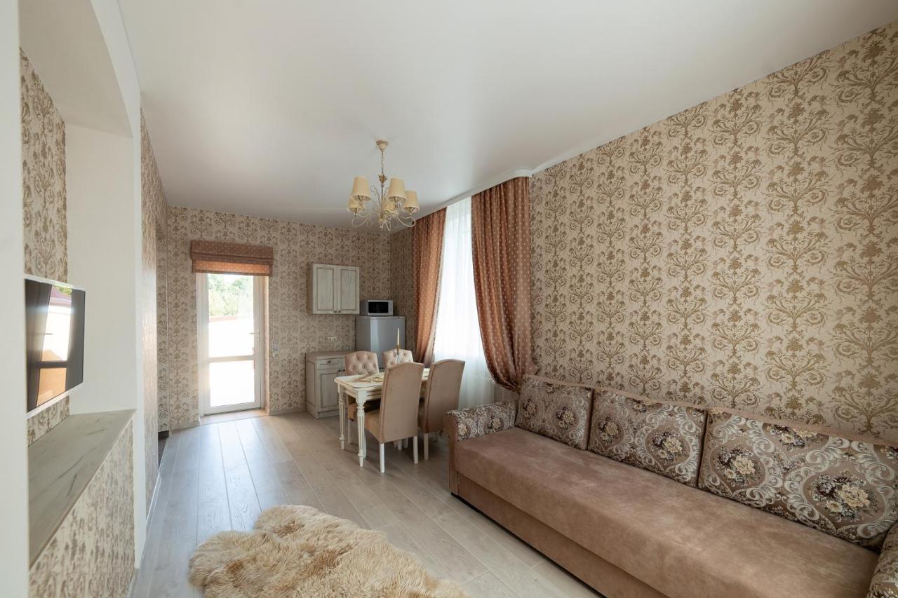 Villa Sarra Baranovichi Eksteriør billede
